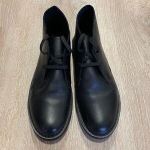 Boy’s Clarks Desert Boot - Size 6
